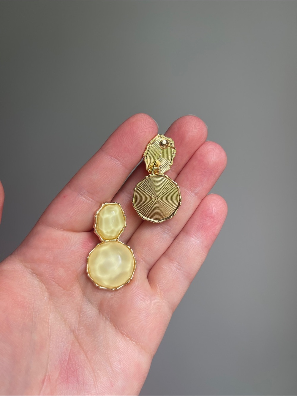 NEW! Trendy Gold-Tone Yellow Double Drop Earrings. Elegant Earrings 🍋 B0-15 - Picture 4 of 4